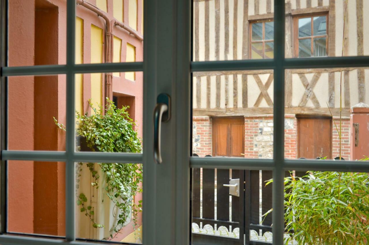 La Maison De Pierre Et Valerie Ste Catherine Honfleur Exterior foto